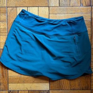 Outdoor voices Hudson skort